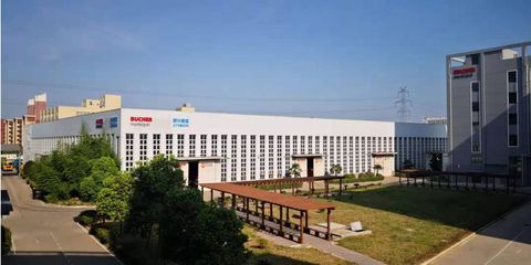 武漢新光新品亮相城市管線展 廂式清洗車(chē)與極光系列清洗吸污車(chē)引領(lǐng)行業(yè)革新